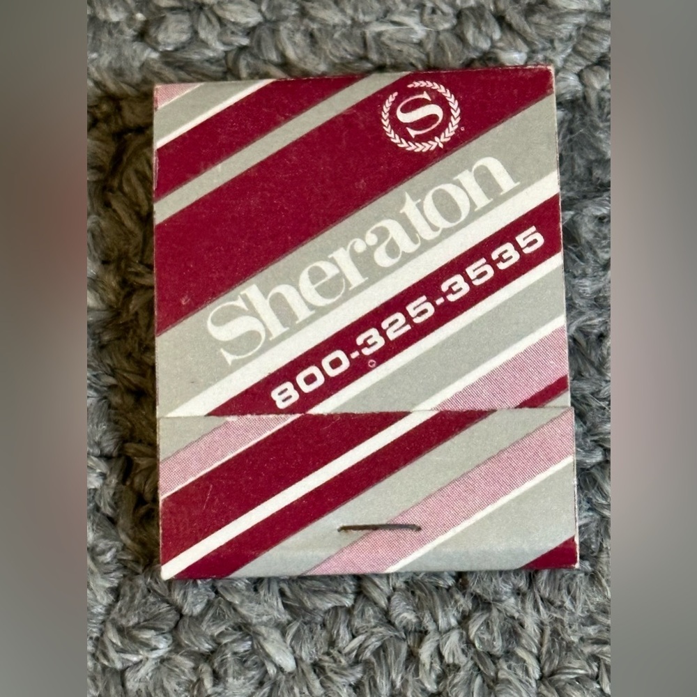 Vintage Matchbook Sheraton Hotel USA Canada Preowned Matches Striped